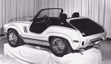 [thumbnail of 1969 Jeep XJ001 Concept Car Rr Qtr BW.jpg]